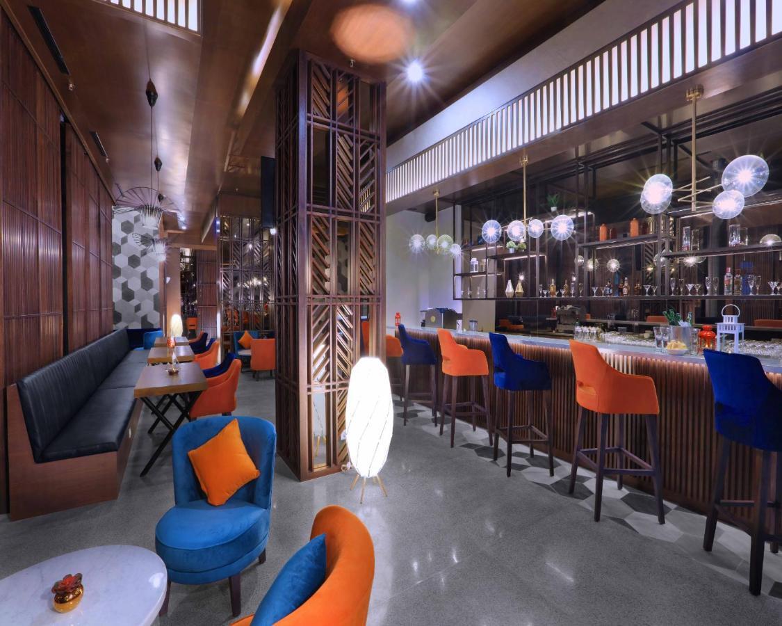 Quest Prime Cikarang By Aston Hotel Bekasi Exterior photo
