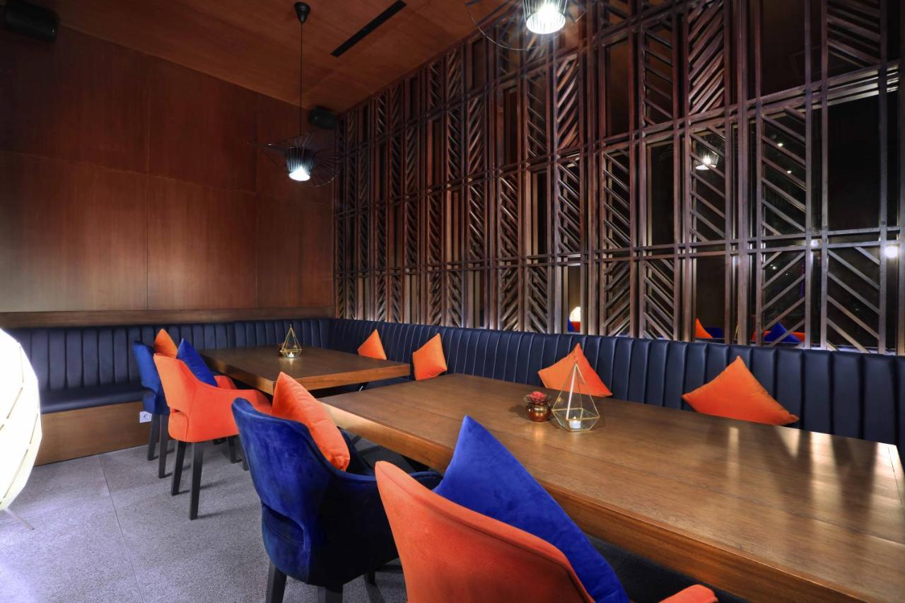 Quest Prime Cikarang By Aston Hotel Bekasi Exterior photo